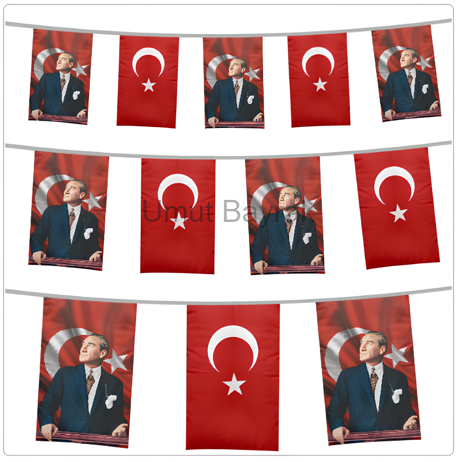 İpe Dizili Türk Bayrağı ve Atatürk
